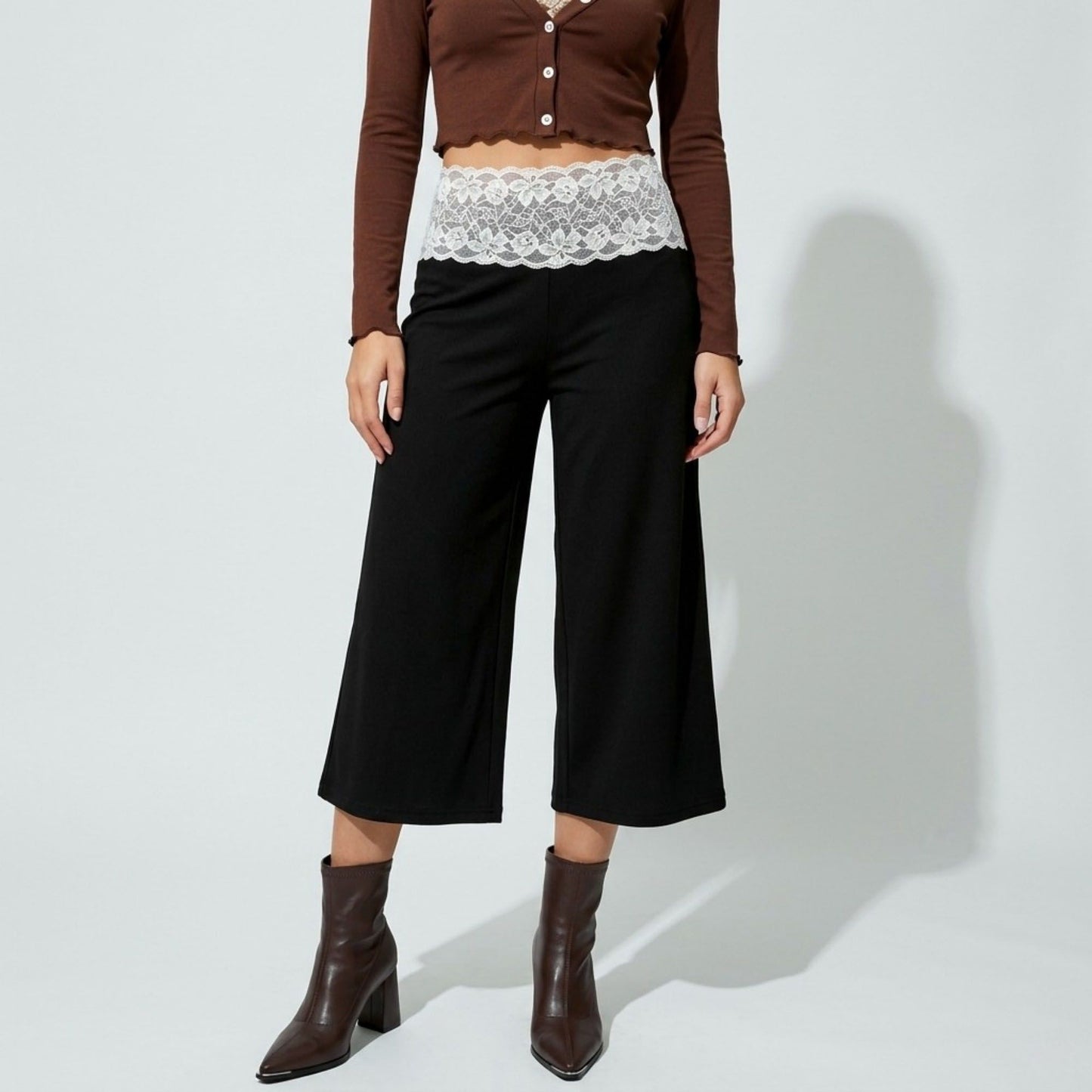 Lace Contrast Waistband Cropped Wide-Leg Trousers