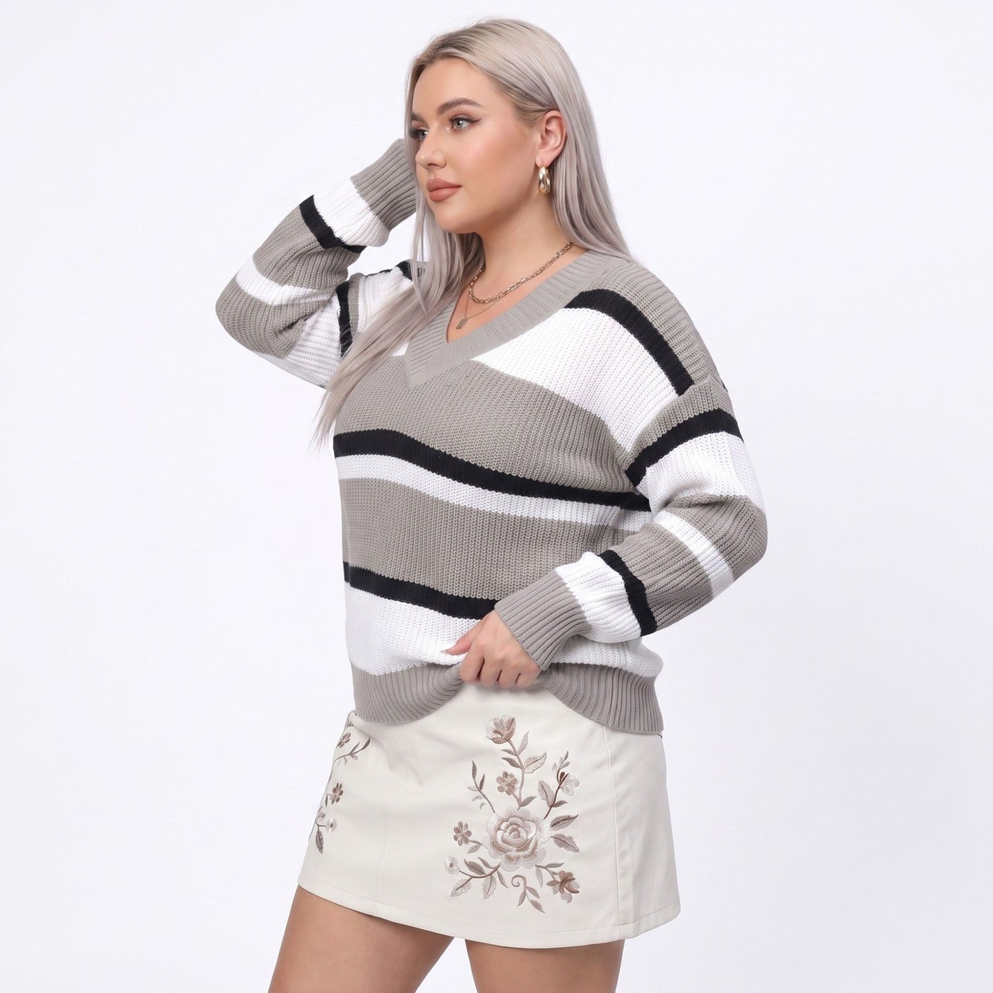 Plus Size Colorblock Striped V Neck Sweater