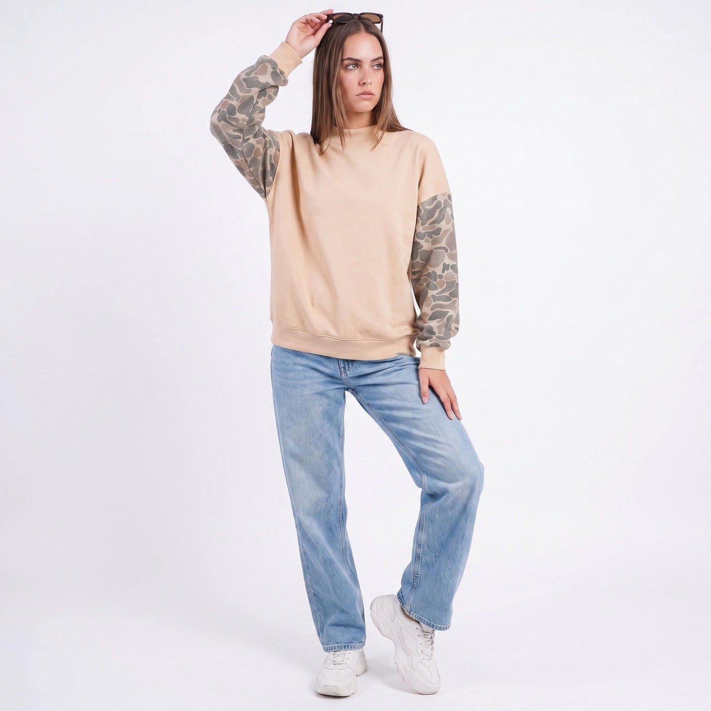 Camo Sleeve Mock Neck Long Sleeve Pullover Sweatshirt