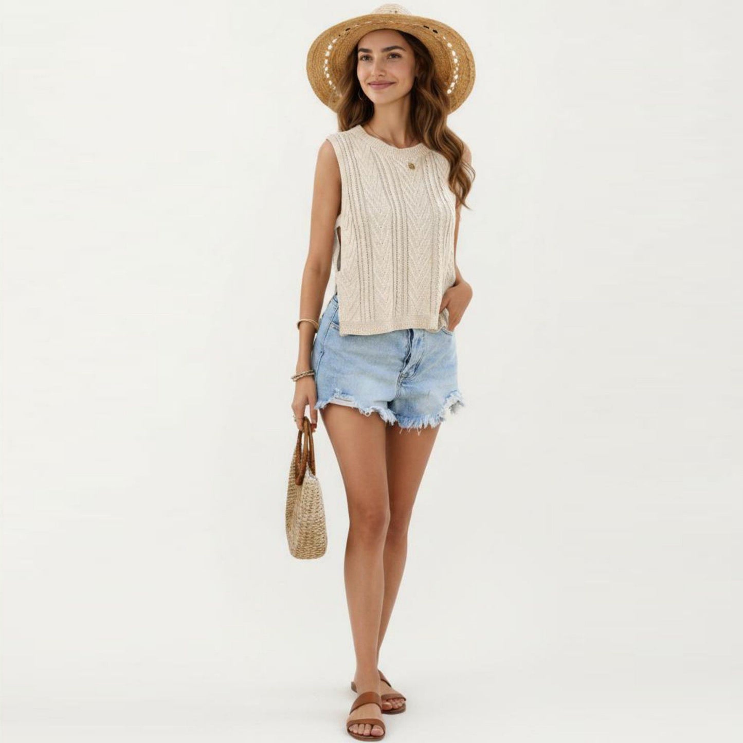 Sleeveless Cable Knit Top with Crew Neck and Ribbed Hem