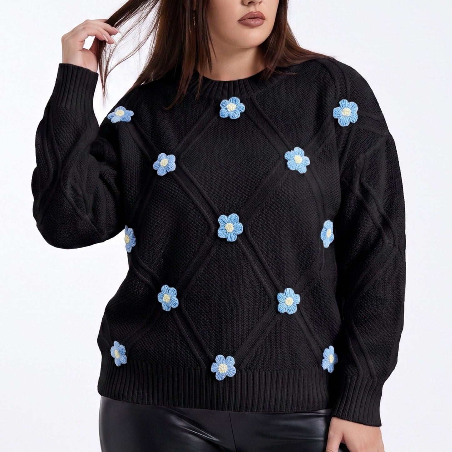 Plus Size Floral Applique Textured Crewneck Sweater