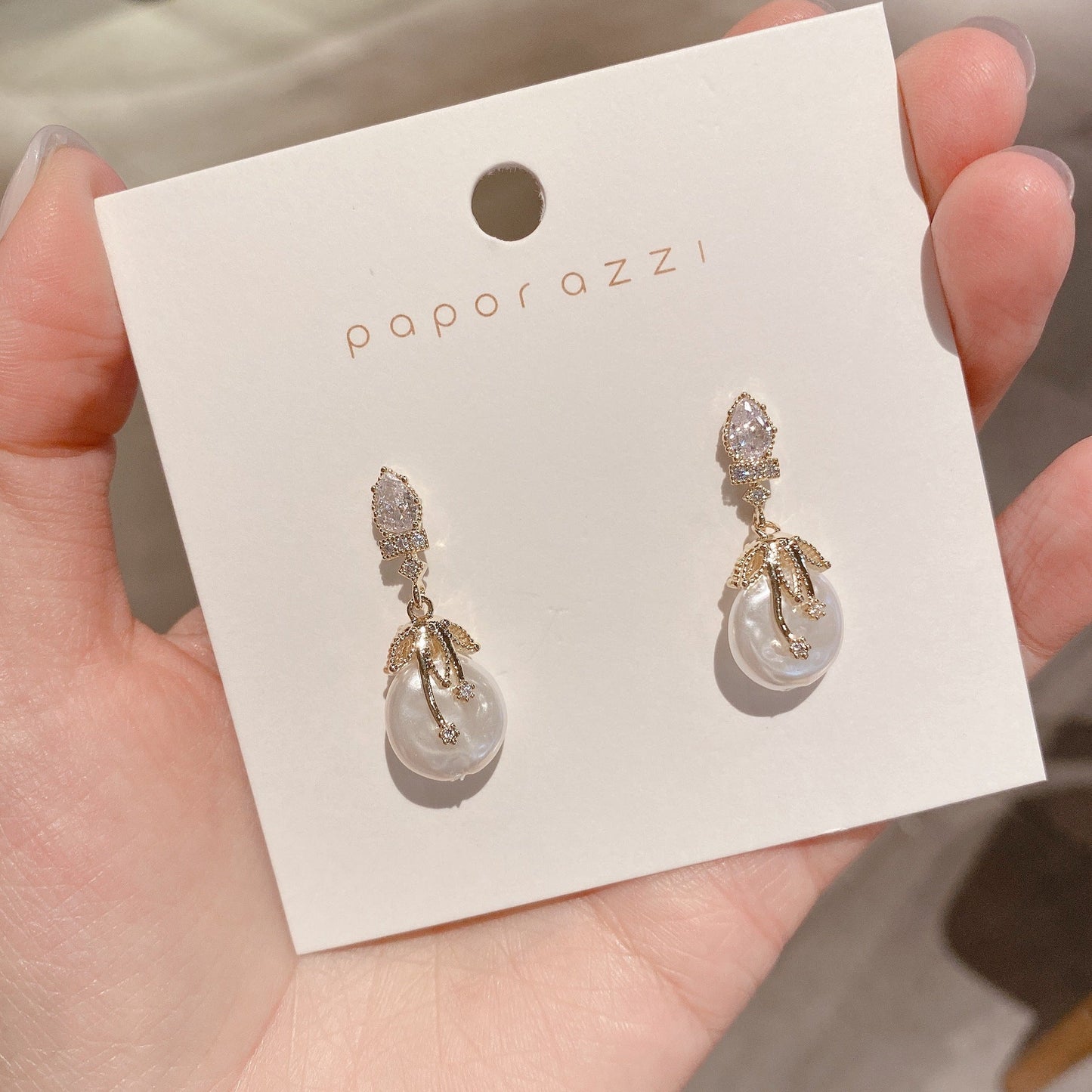 White Iridescent Pearl Earring