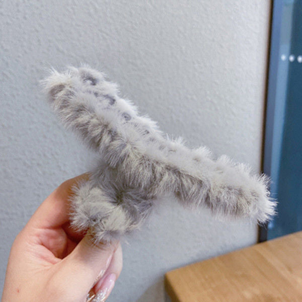 Soft & Fluffy Simple Hair Claw