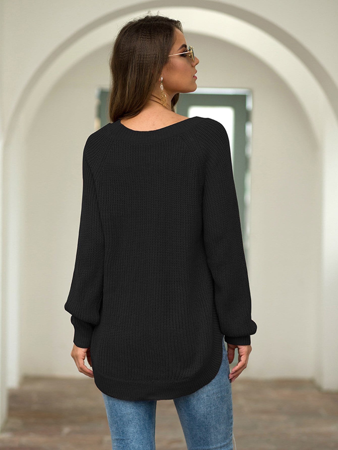 Rounded Hem Knit Sweater