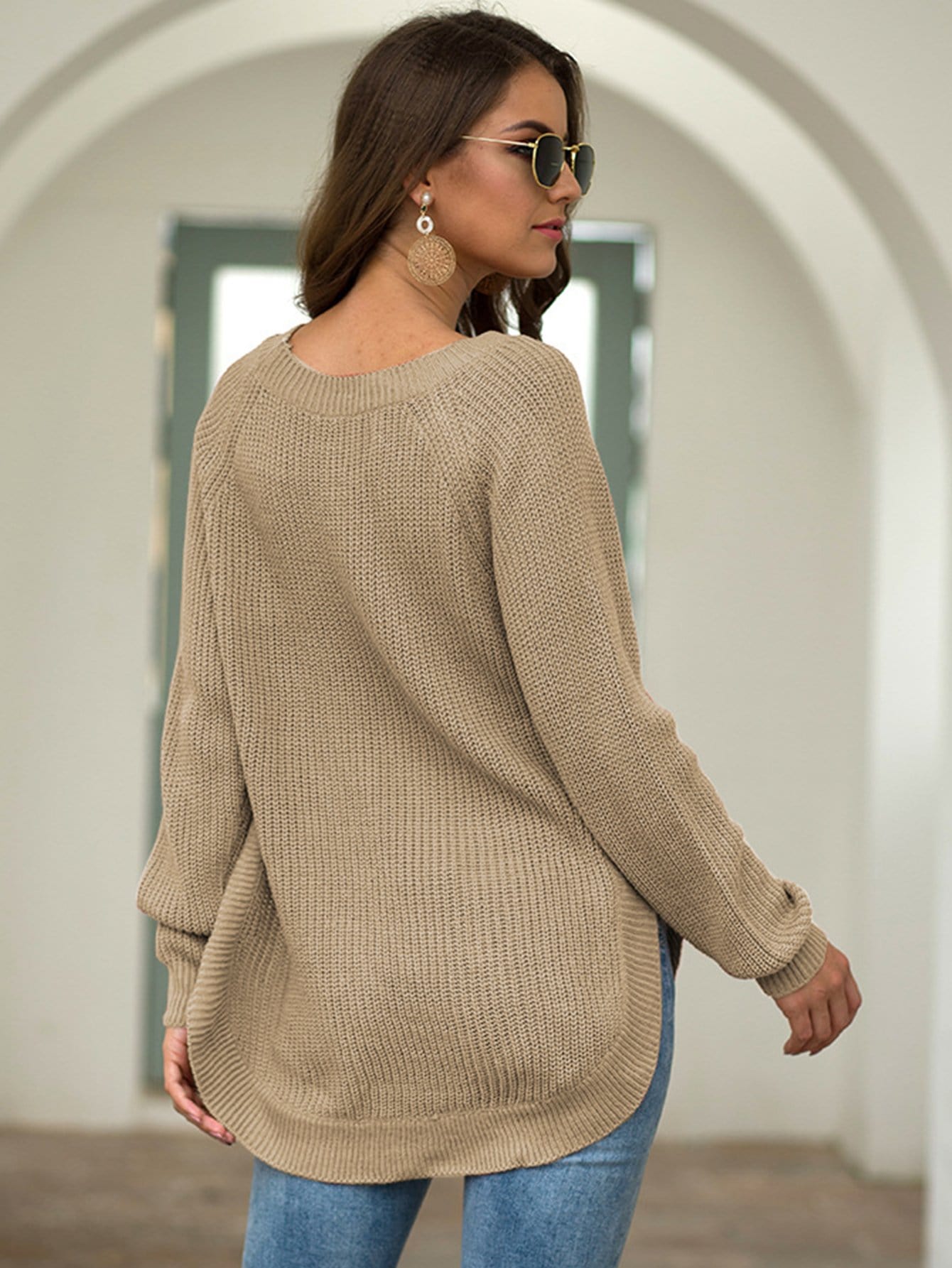 Rounded Hem Knit Sweater