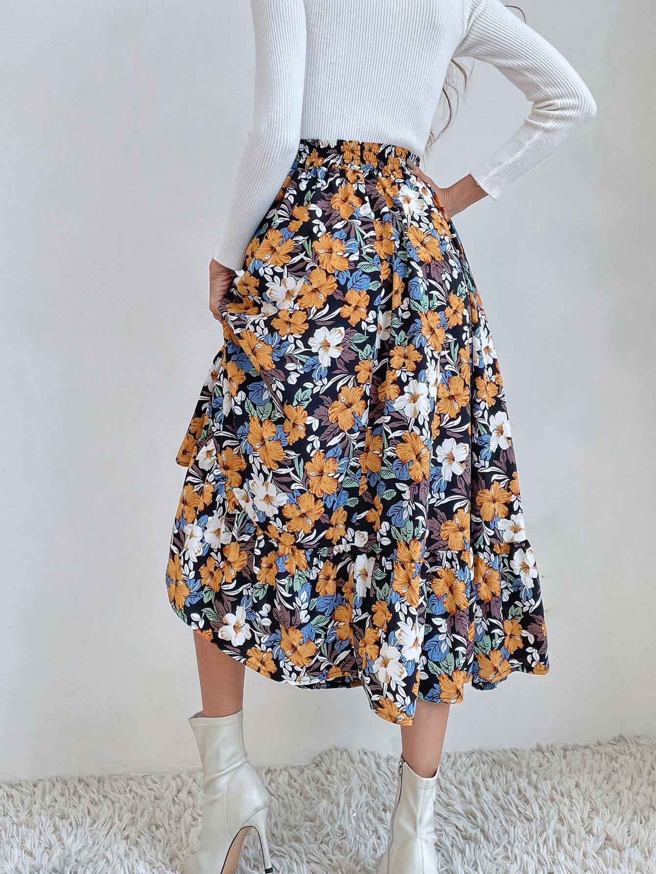 Gartered Floral Print Midi Skirt