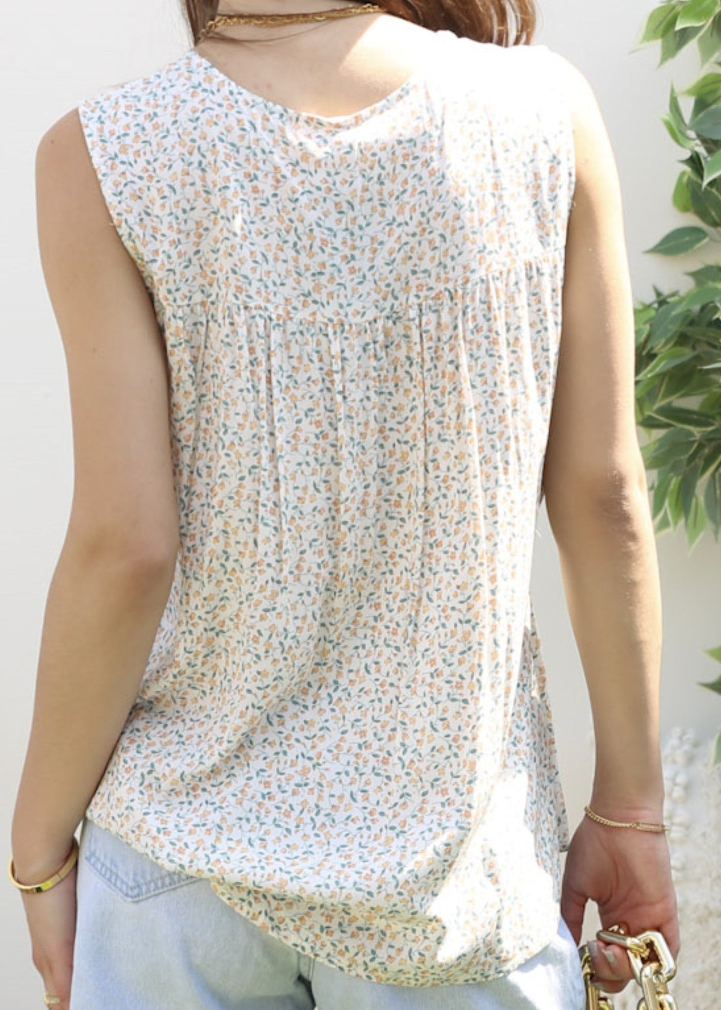 V Neck Floral Flowy Top