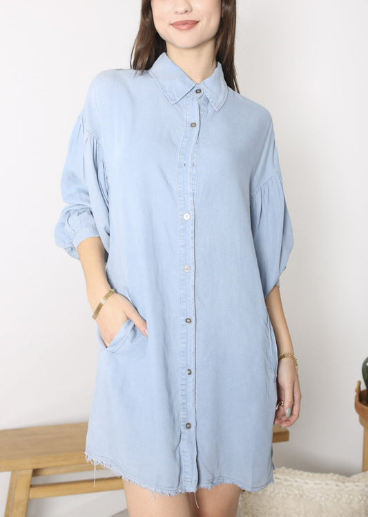 Pleated Back Frayed Hem Shirt