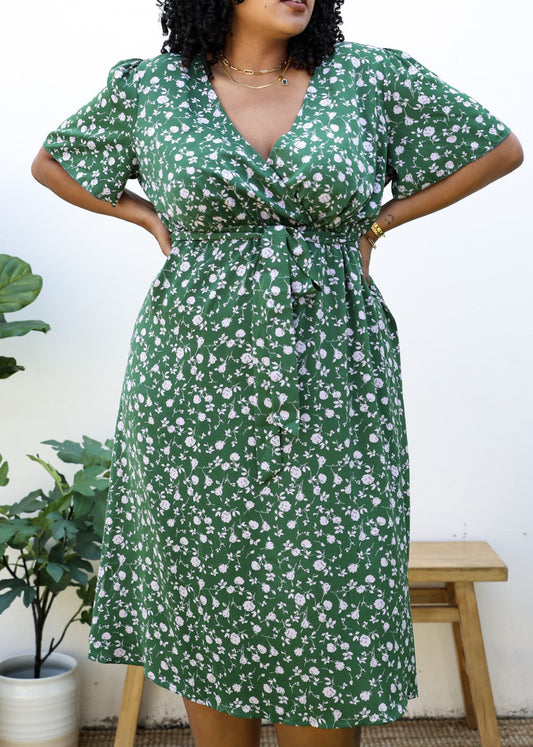 Plus Size Green Maxi Dress with Pink Floral Print