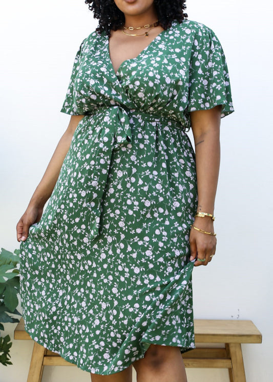 Plus Size Green Maxi Dress with Pink Floral Print