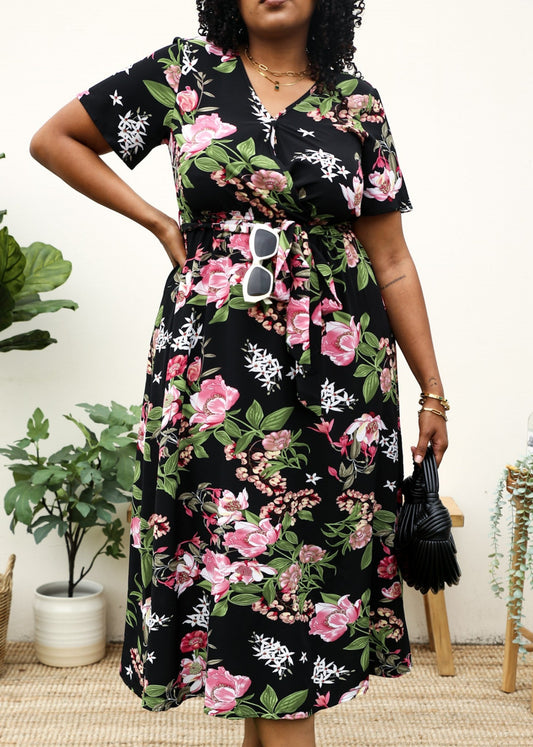 Plus Size Tropical Floral Tie Waist Flowy Maxi Dress