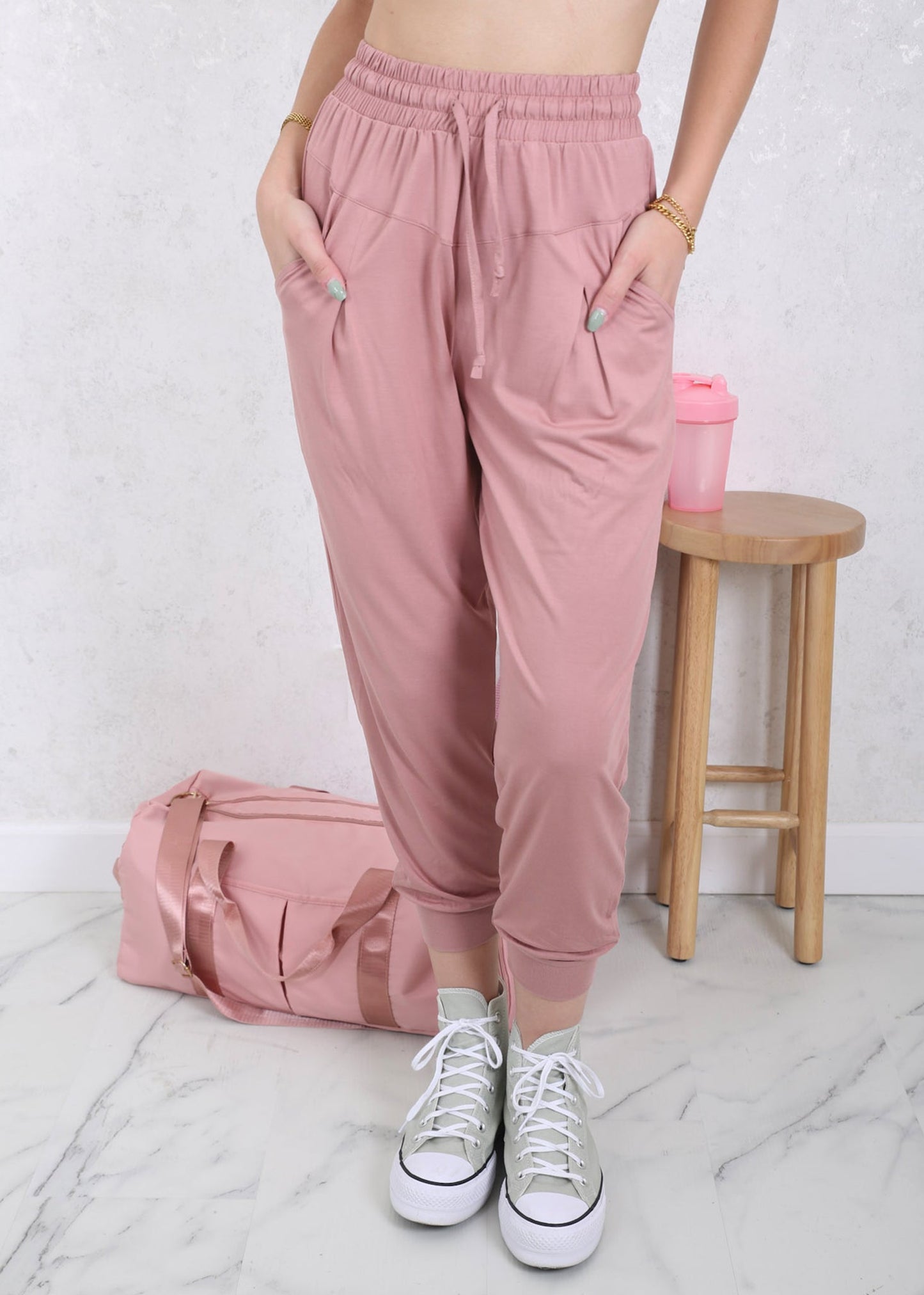 Drawstring Waist Pleated Detail Jogger