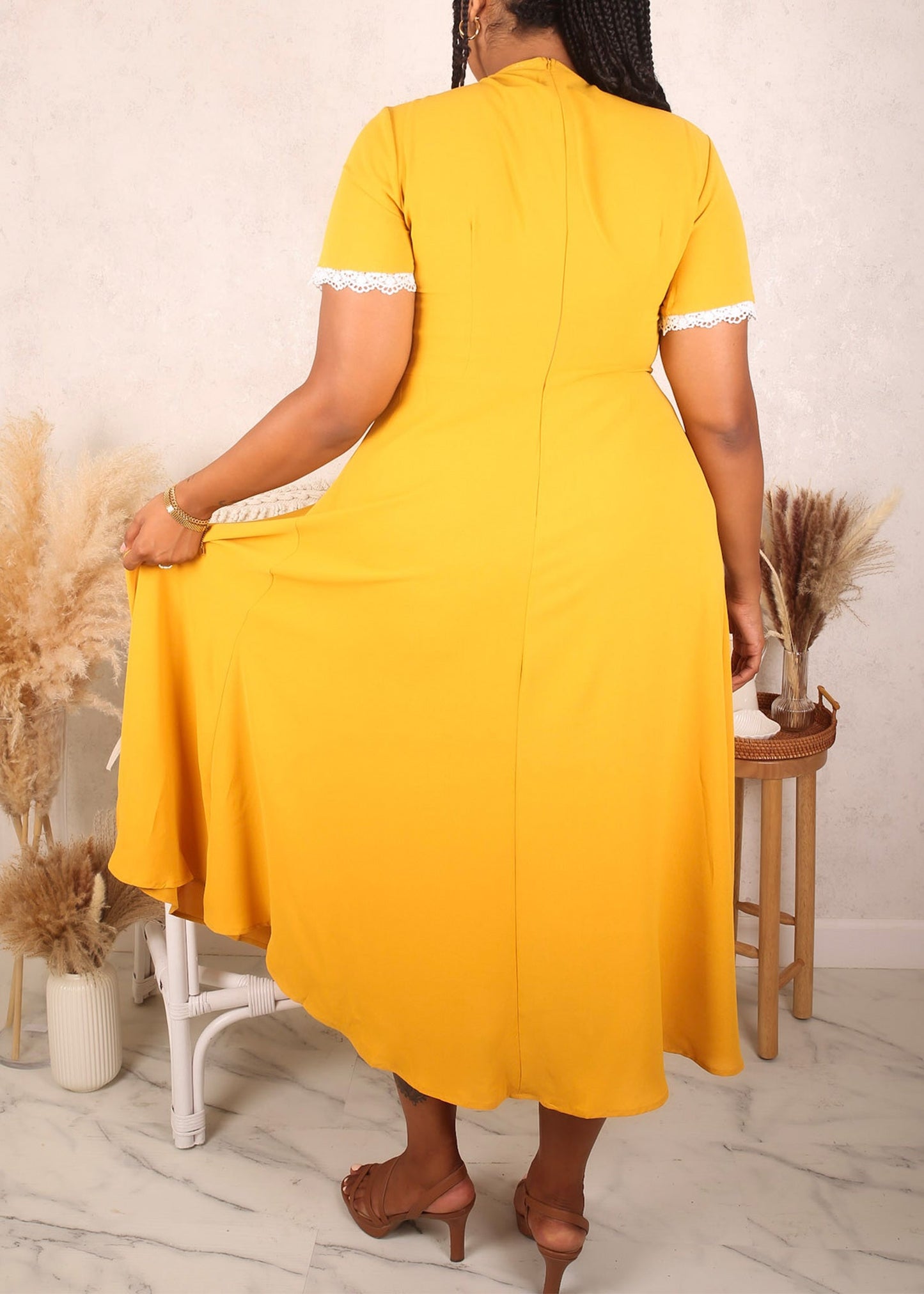 Plus Size Lace Trim Pleated Detail Dress, Yellow