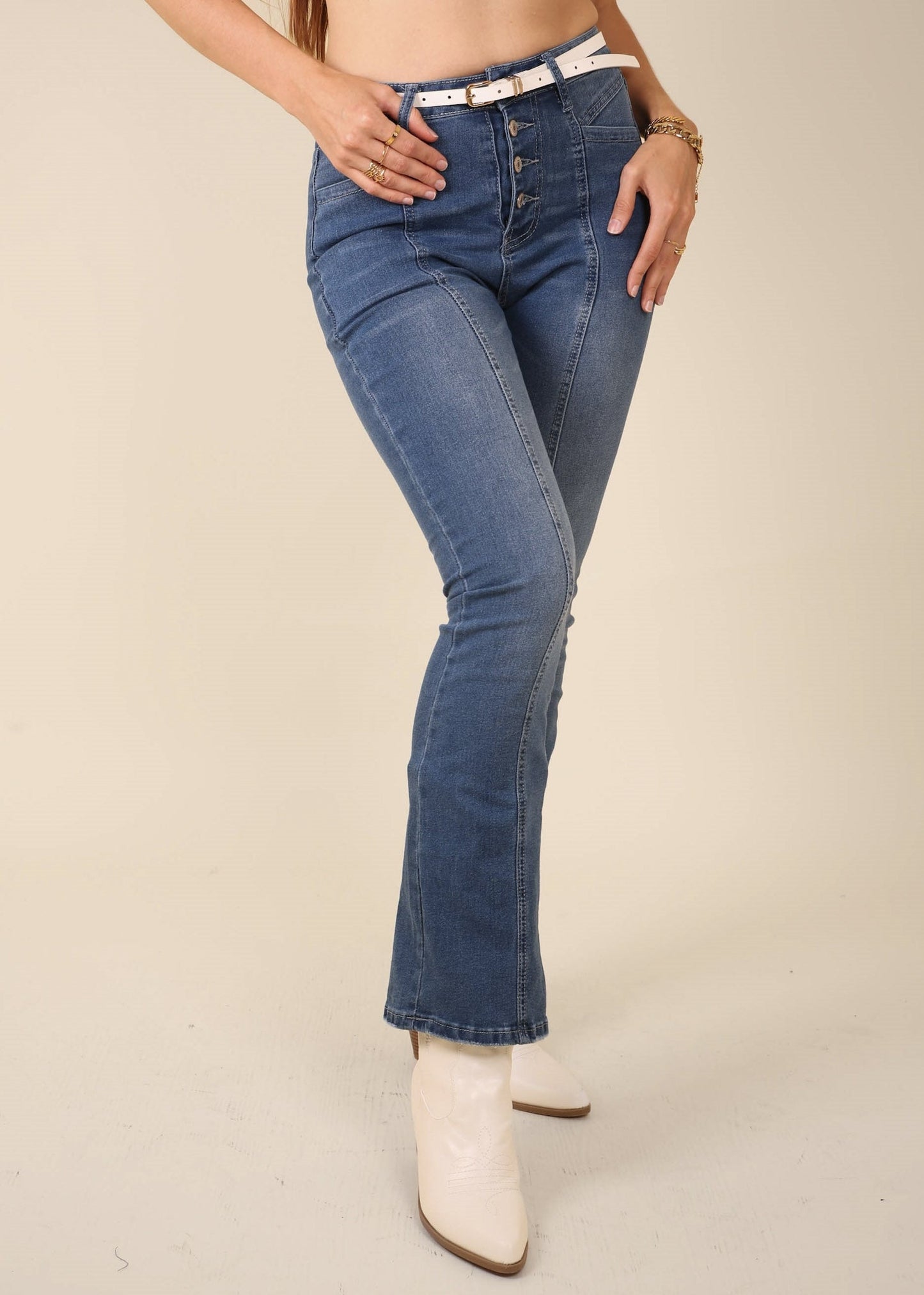 Middle Seam Multi-Button Jeans